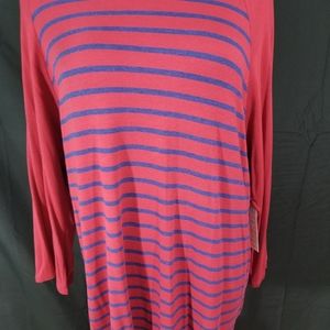 Baseball style tee Lularoe Randy